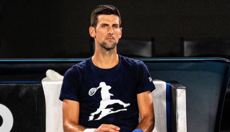 Djokovic says he was given food that “poisoned” him at the 2022 Australian Open