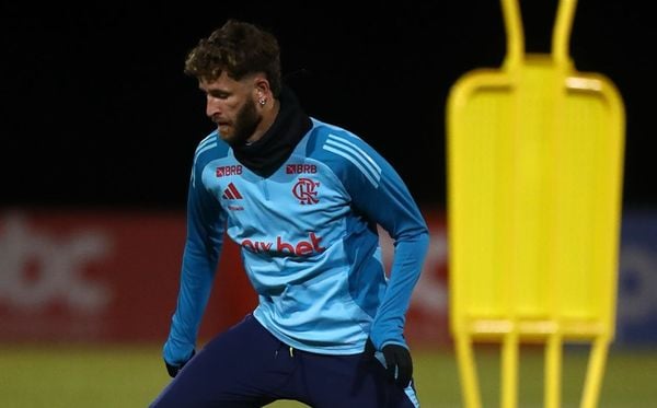 Léo Pereira in Flamengo training in the United States