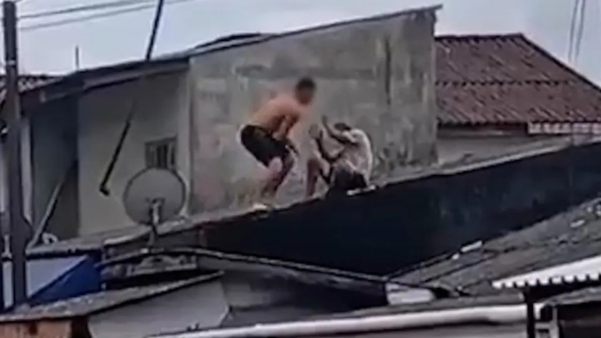 Homem morre após ser arremessado de telhado em Matinhos 