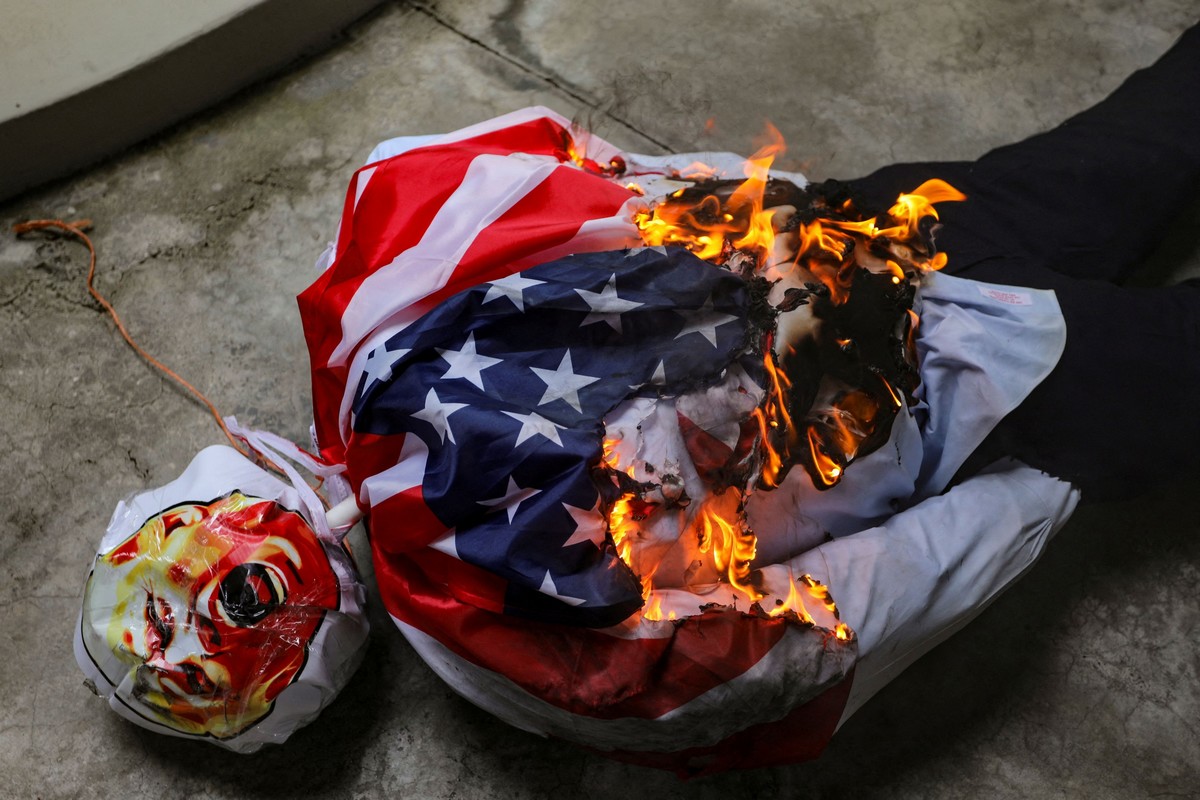 Panama: They burned an effigy of Trump in a demonstration - "The canal is ours"