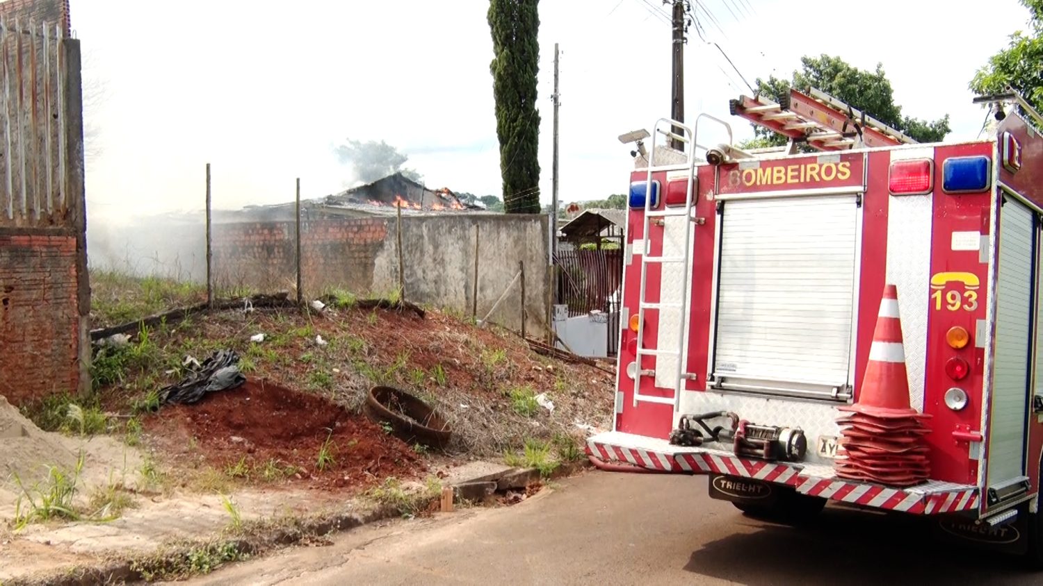 Man sets fire to ex-wife's house and is arrested in Cascavel