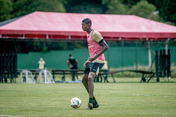 Vitória faces Juazeirense this Wednesday (15)