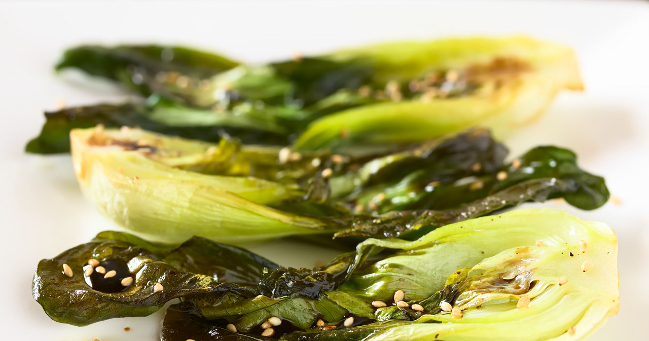 Pak Choi should be given, among others, in the form of baked with sesame. /123RF/PICSEL