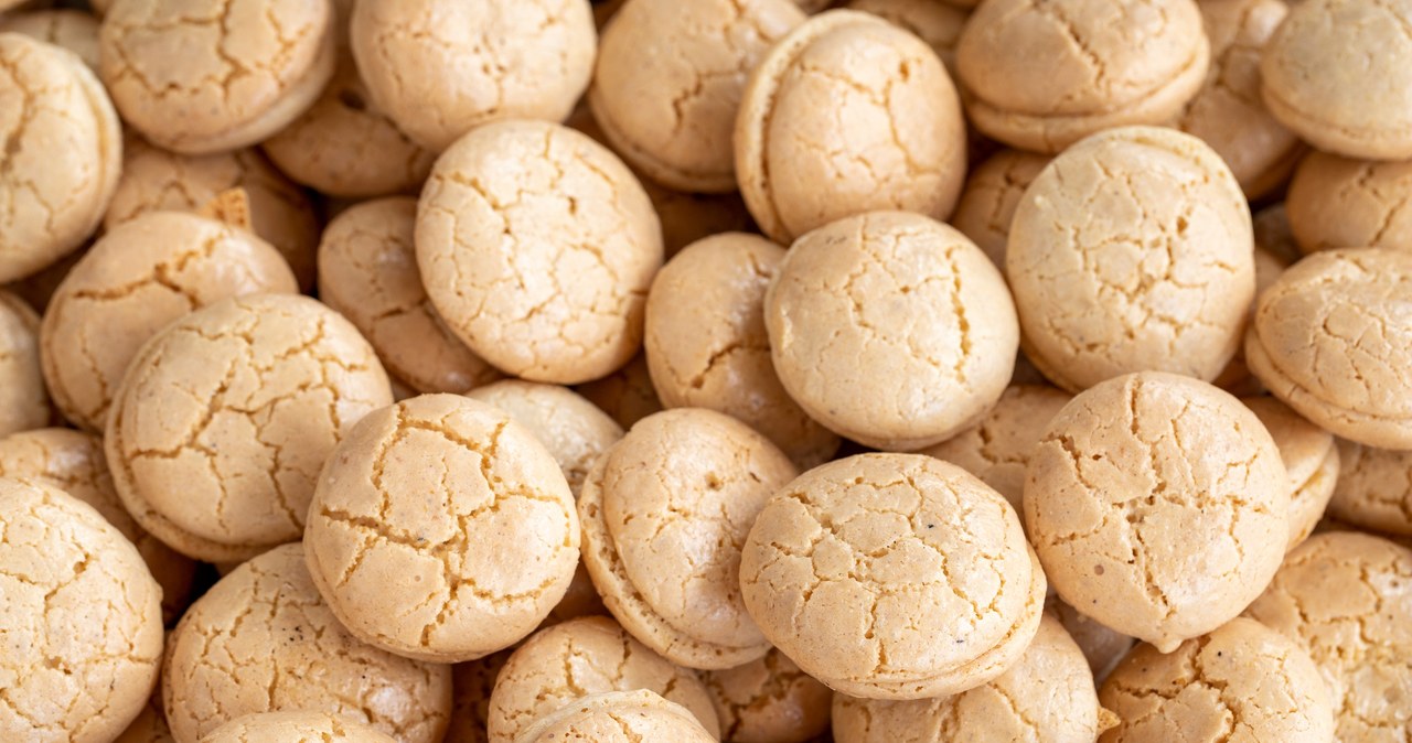 Amaretti tonsils are the perfect coffee snack /Enezselvi /123RF /PICSEL