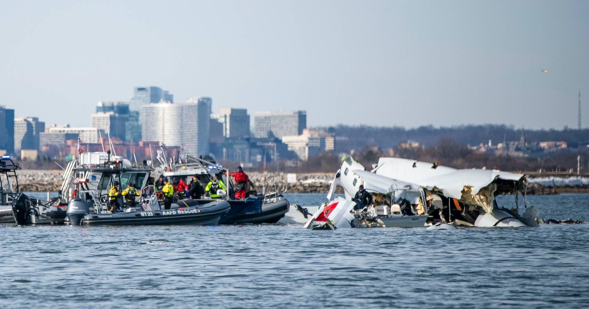 Helicopter that collided with a plane in Washington may have disrespected allowed height, investigators say
