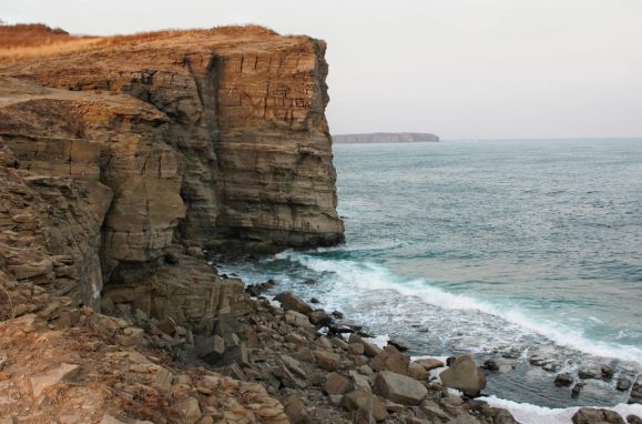 Before you die you have to go to these 10 beaches with unique "extras". Two are Portuguese