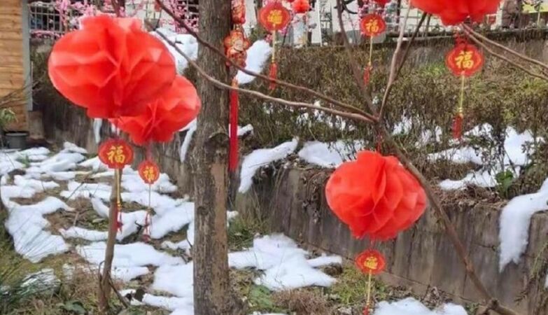 Chinese tourist village apologizes after using cotton and soap water to create fake snow