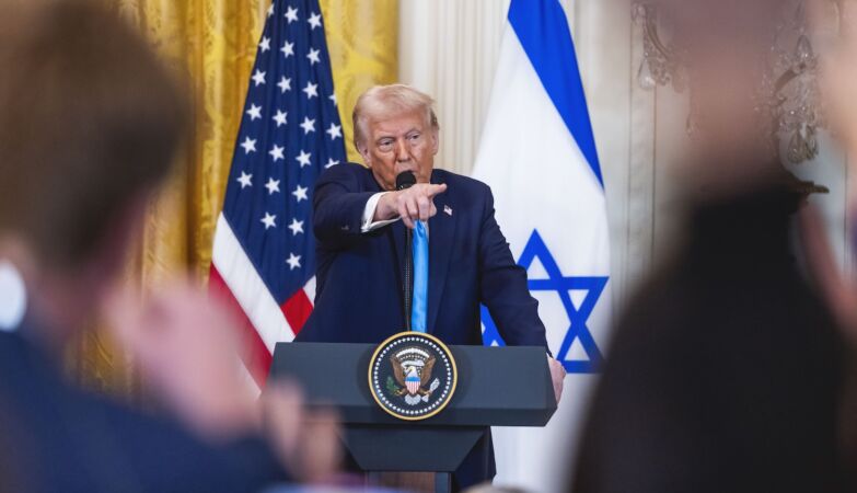 Trump promises “true hell” if Hamas does not meet and threaten the Middle East countries