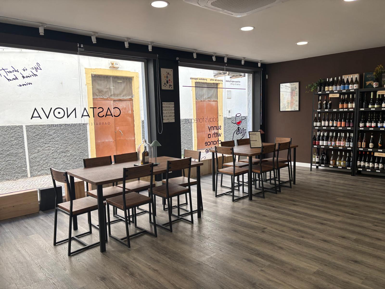 New Space opens doors in Olhão with wine tests and small producers