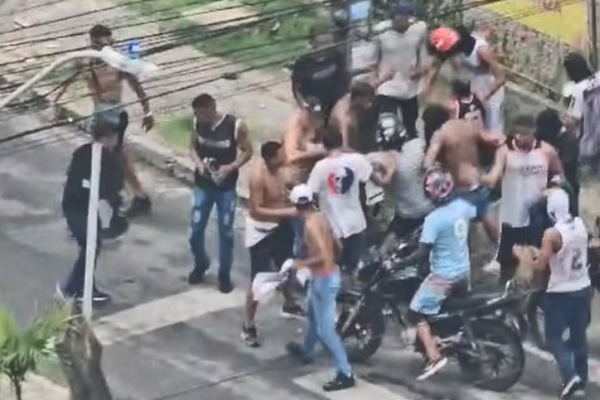 Man is raped in a fight of organized