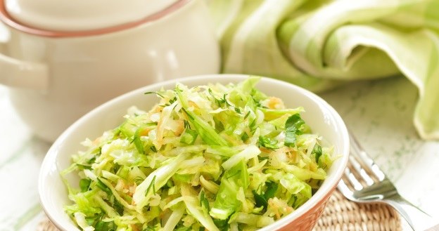 Tasty and fast salad for dinner. Better than from cabbage or celery /123RF /PICSEL