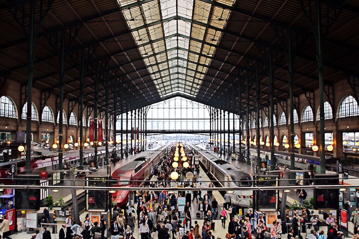 World War II bomb paralyzes trains in Paris