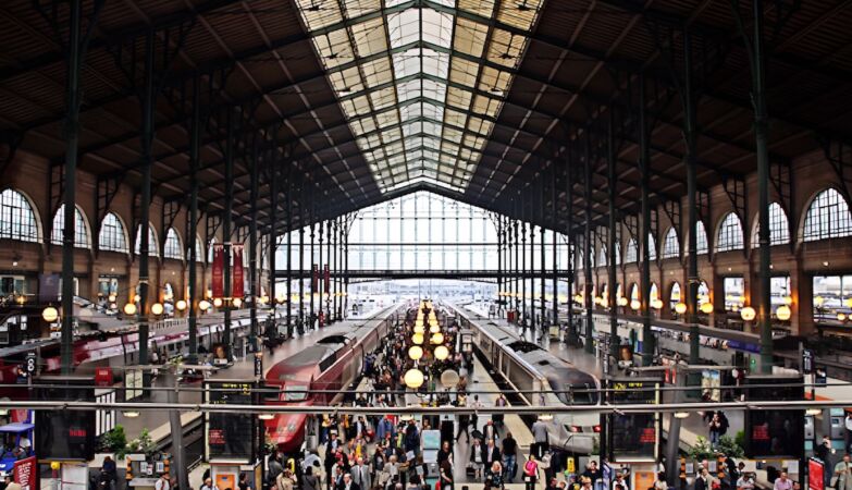 World War II bomb paralyzes trains in Paris