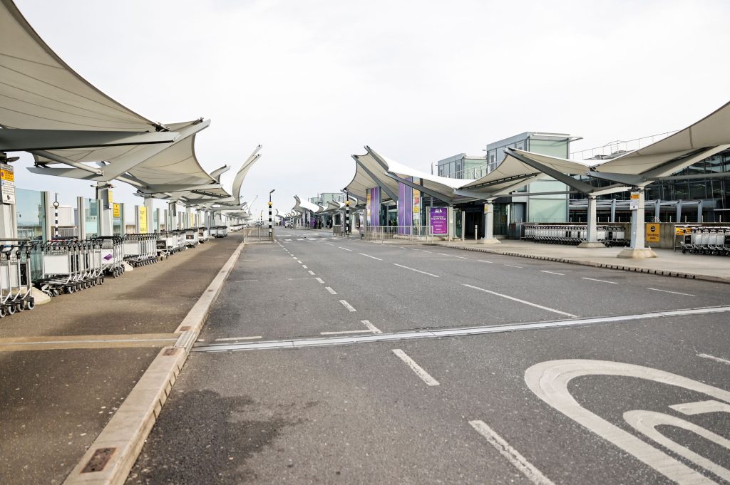 Heathrow Announcement: Flights re -start from the evening gradually