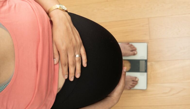 30 to 40% of obese women have difficulty getting pregnant