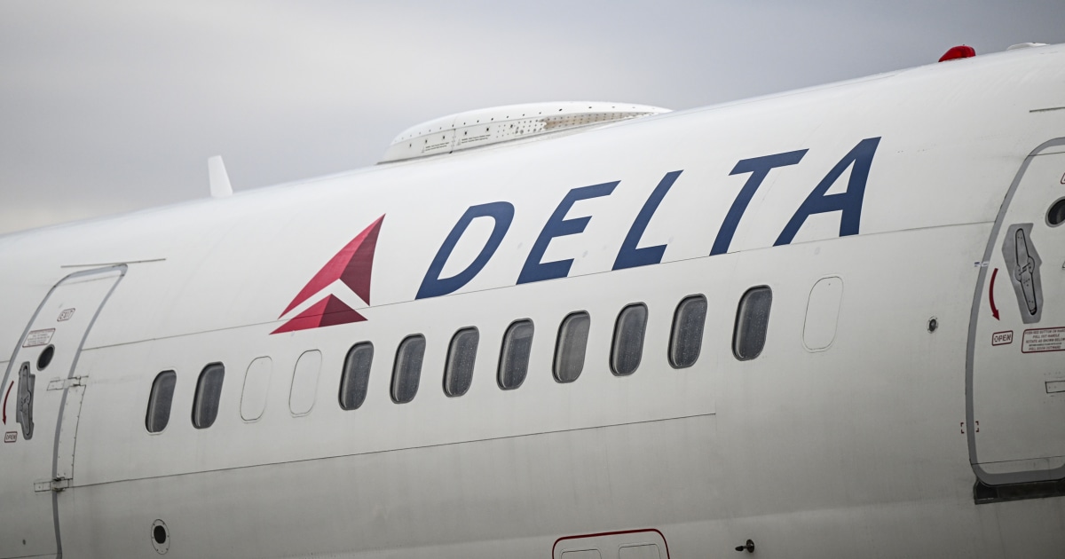 Delta flight returns to Boston due to 'smoky odor' detected in cabin after takeoff