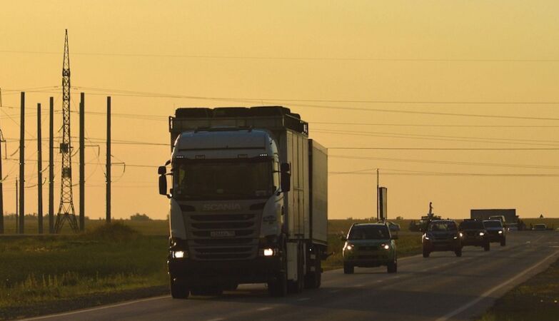 In 100 trucks, 18 stopped circular: technological innovation in transport (the environment thanks)