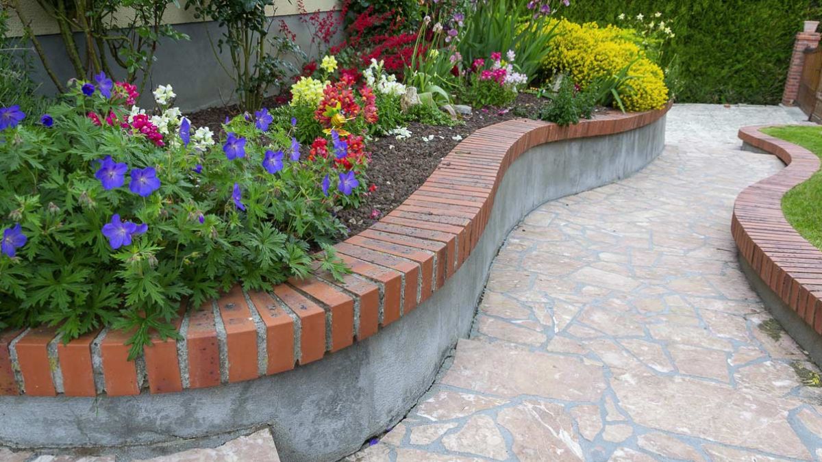 Muretti for flower beds