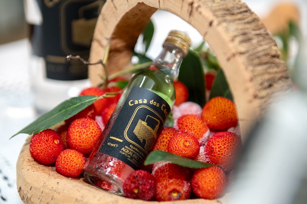 Brand of brandy and honey promotes traditions of the Serra do Caldeirão