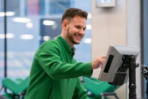 Mercado is recruiting for various areas in Spain and salaries can go to 1685 €/month