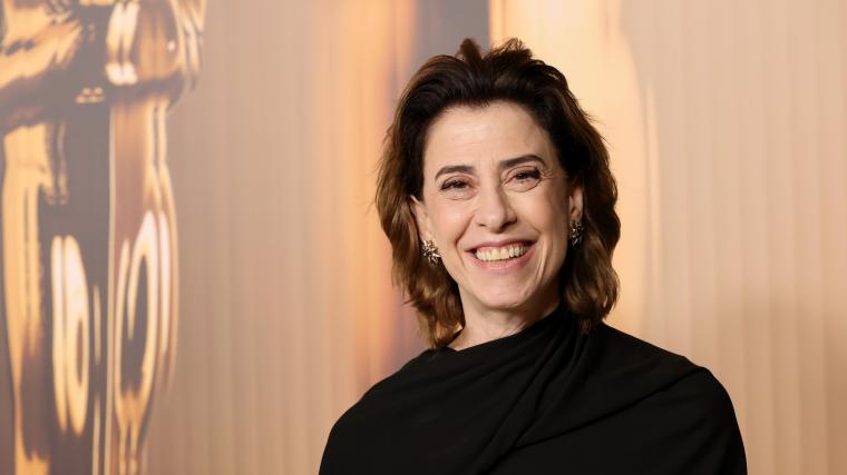 Fernanda Torres: para qual time torce image