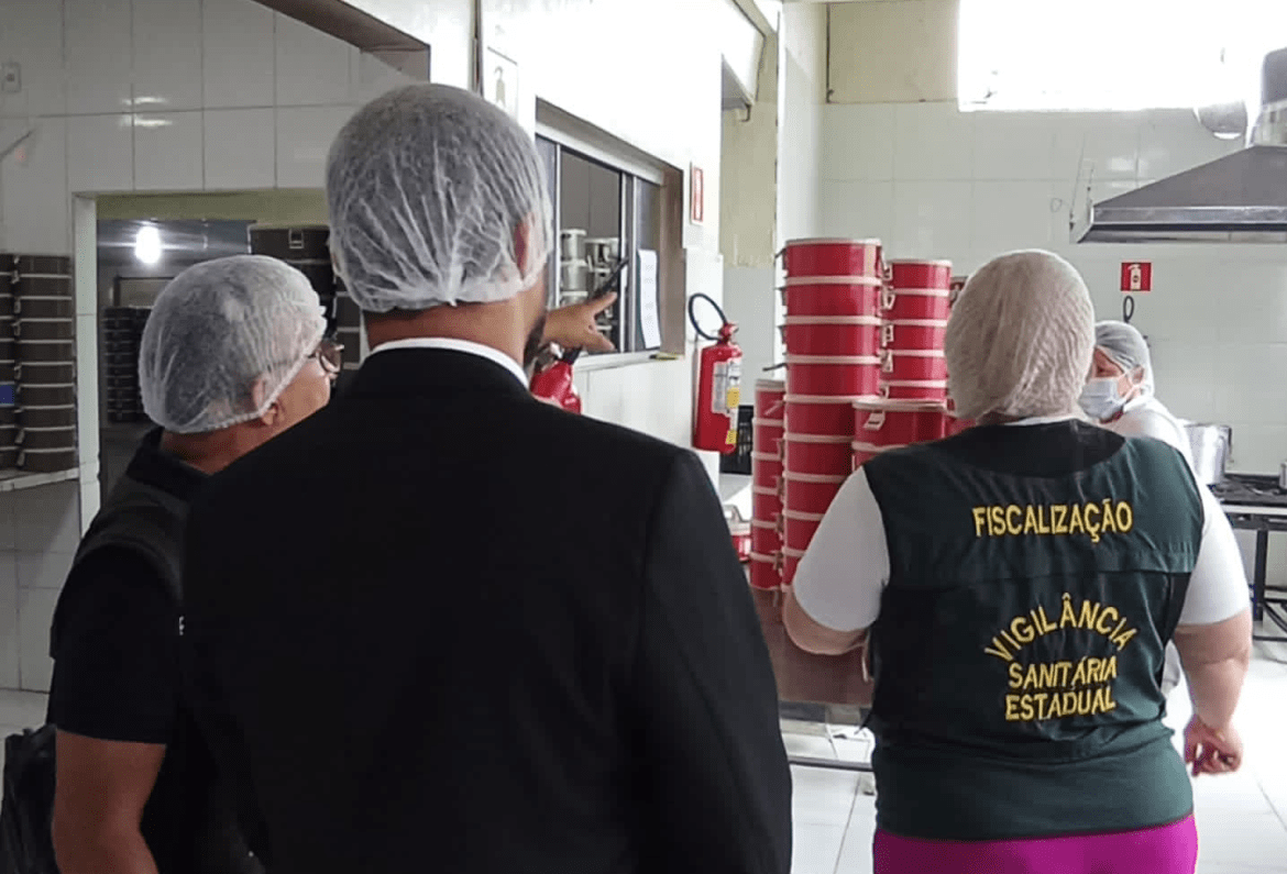 Inspection points to irregularities in a company that provides food in prison in Acre