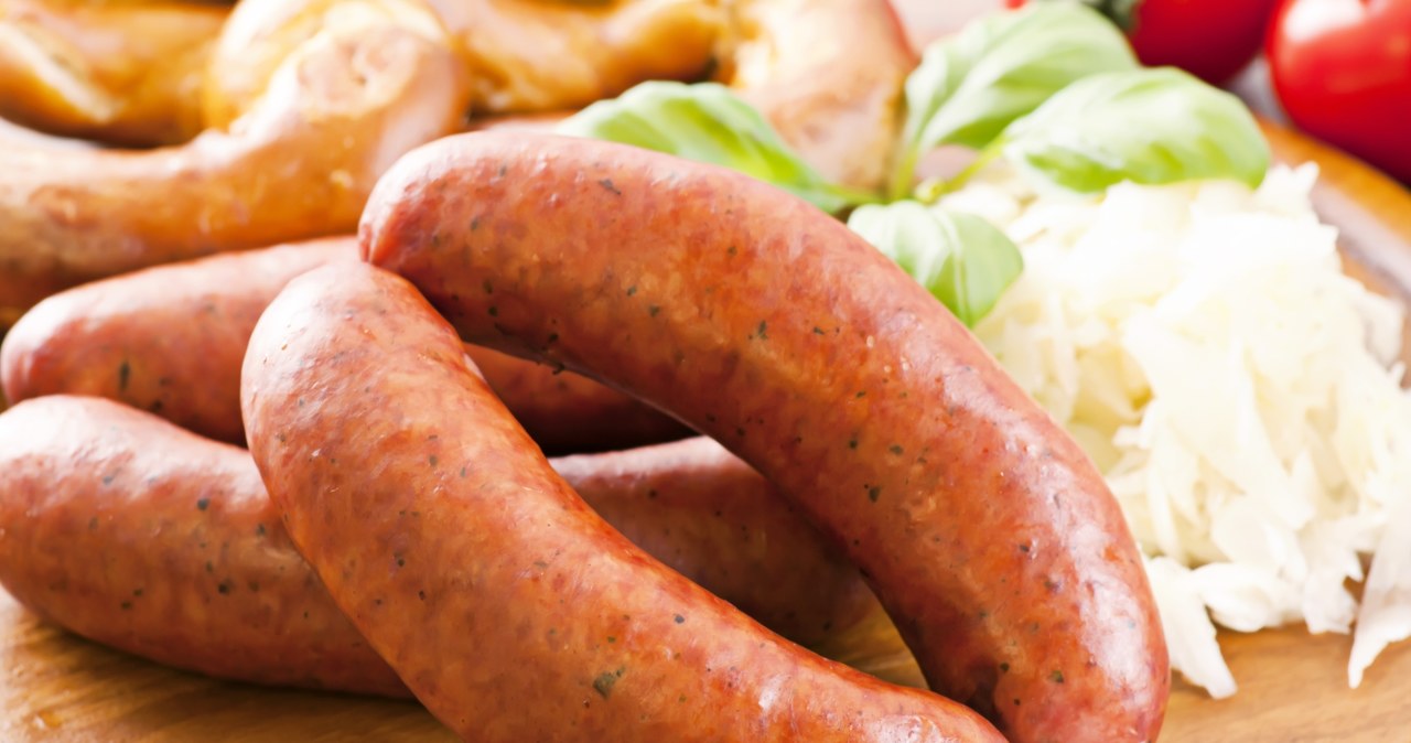 Some sausages contain up to nineteen different chemical additives /123RF /PICSEL