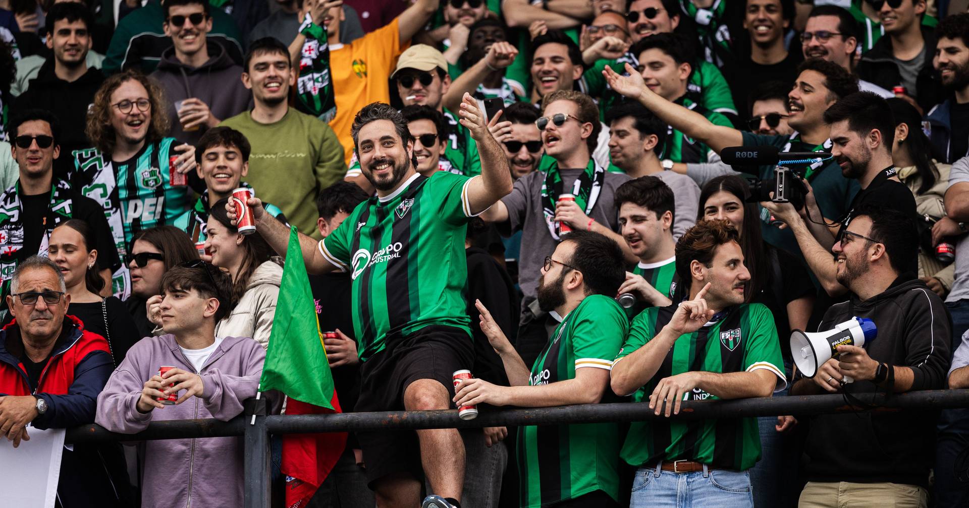 “'Rapado' your uncles, only the returns if you have brought the Batáguas”: the 600 Portuguese trip to support a team from the 5th Spanish division