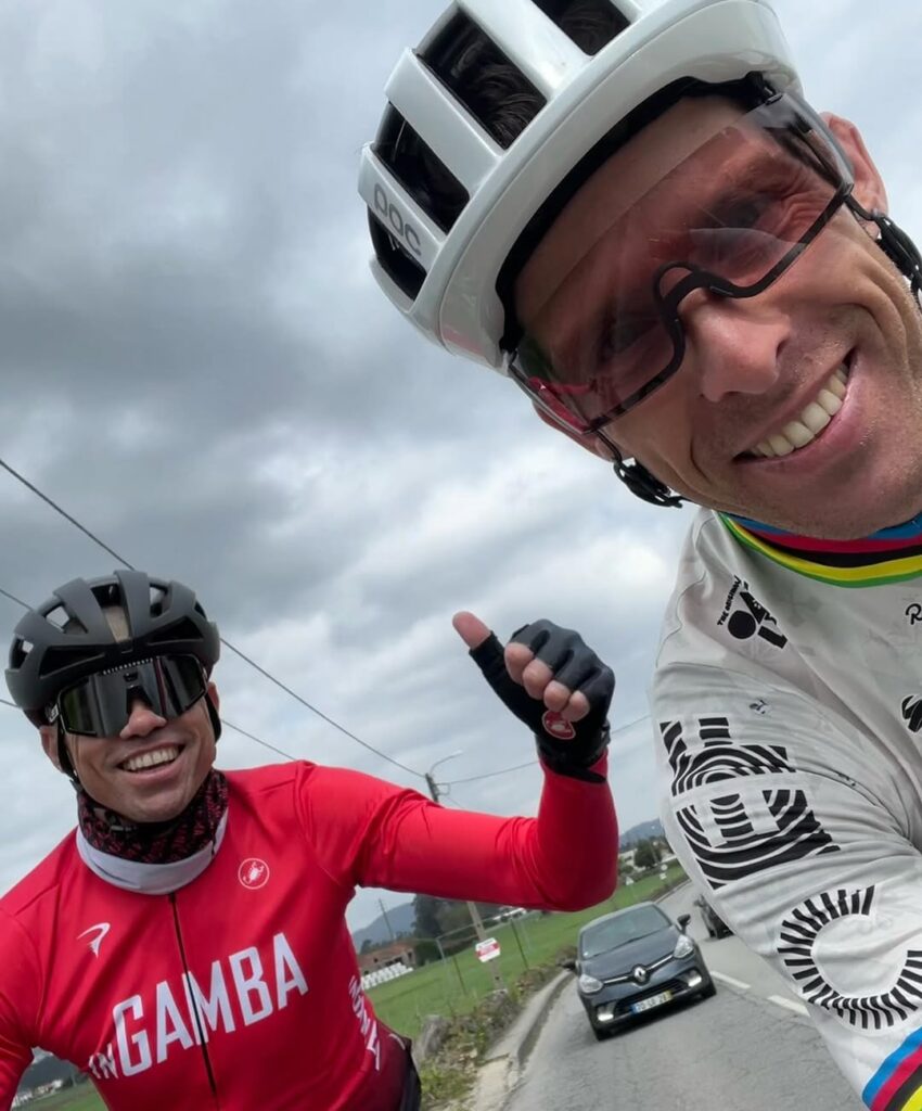 Pepe joined the champion Rui Costa for a cycling day