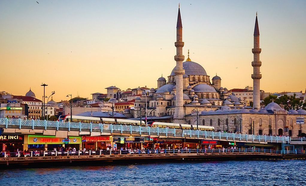 6.2 earthquake Türkiye. Istanbul fears the worst