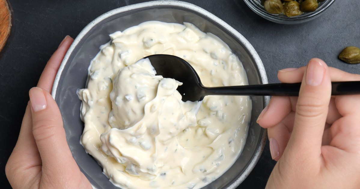 Mayonnaise will be useful not only to prepare a tartar sauce. You can also apply it ... on the head /123RF /PICSEL