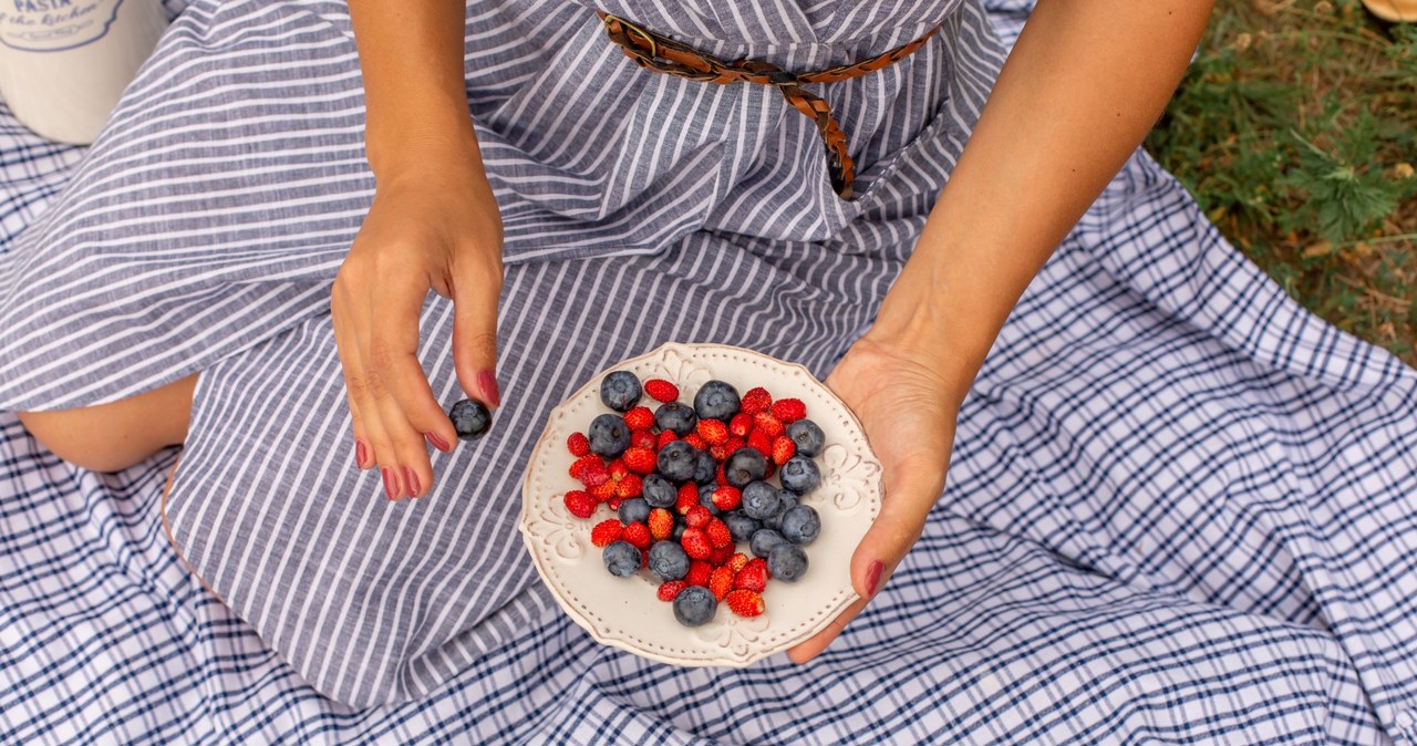 Never eat fruit at this time. Instead of helping, they are harmful