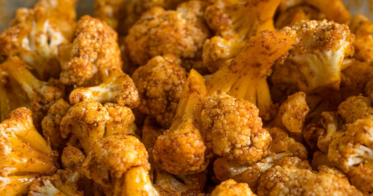 The season for this vegetable is just beginning. Put in the oven with spices and you have a ready dinner