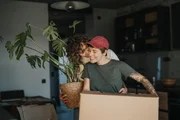 Research shows that sleeping with the partnership can improve sleep and good humor