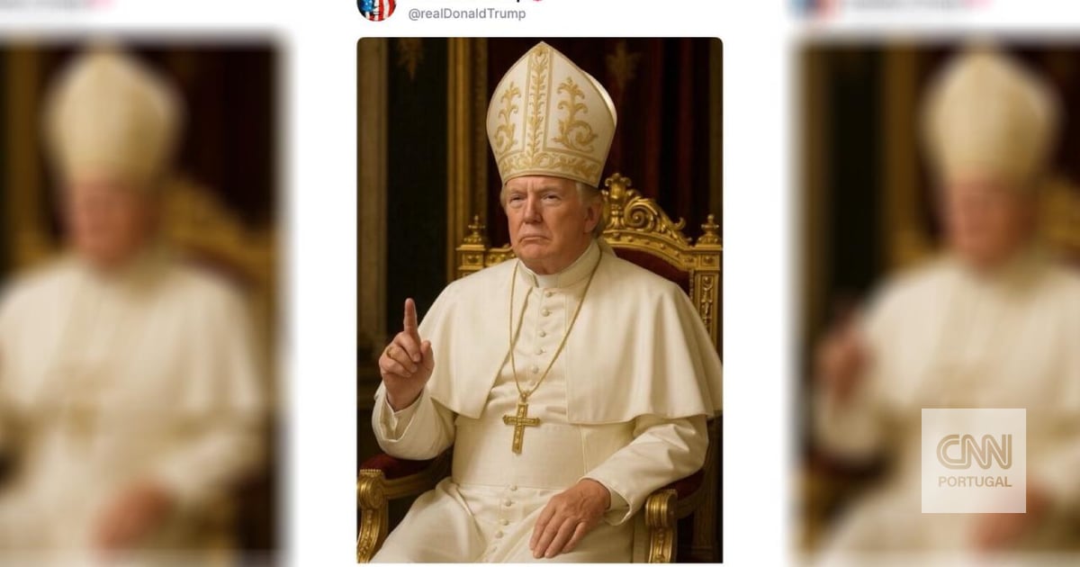 Trump Papa dress is a sign of dictatorial kitsch. Trump dressed as president gives signs of imperialism