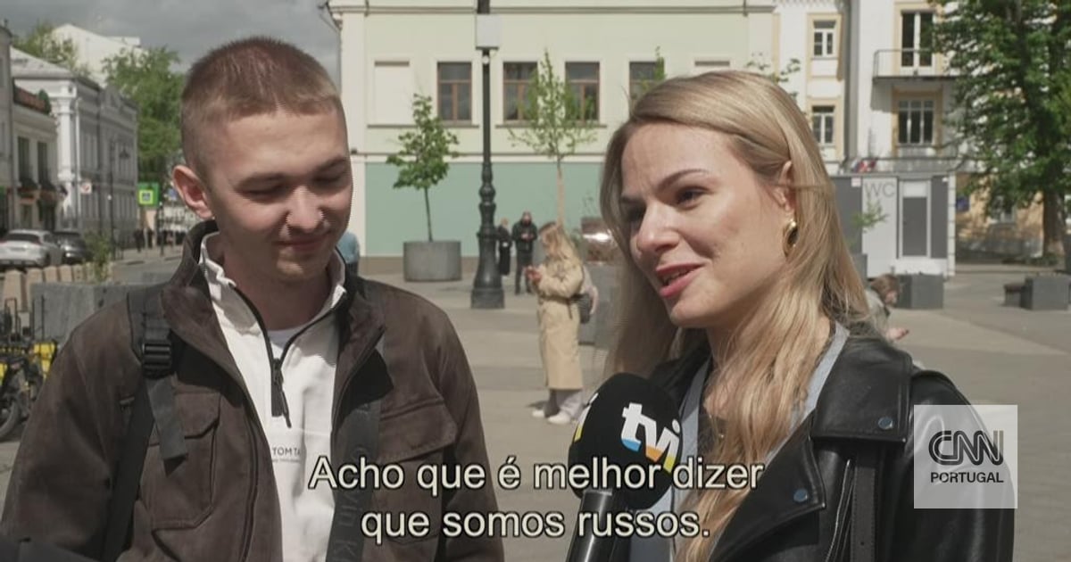 Maria and her husband came from Ukraine but consider themselves Russian. Are happy with the annexation of their region by Russia