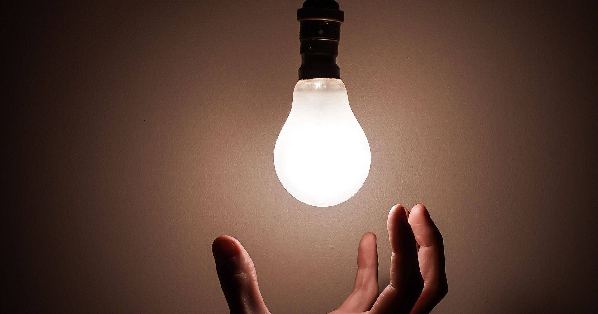 Want to save in electricity? ERSE teaches you how to use the simulator