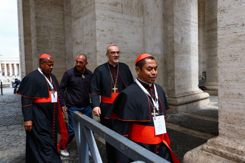 Vatican: Interruption of telephone communications until the election of the new Pope