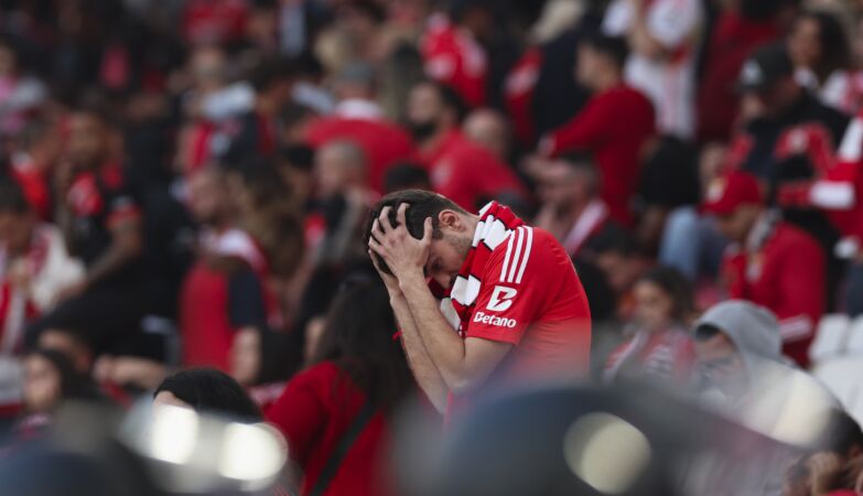 Lage is, Di María Sai. 3 titles in 19 possible. Return to Vietname?