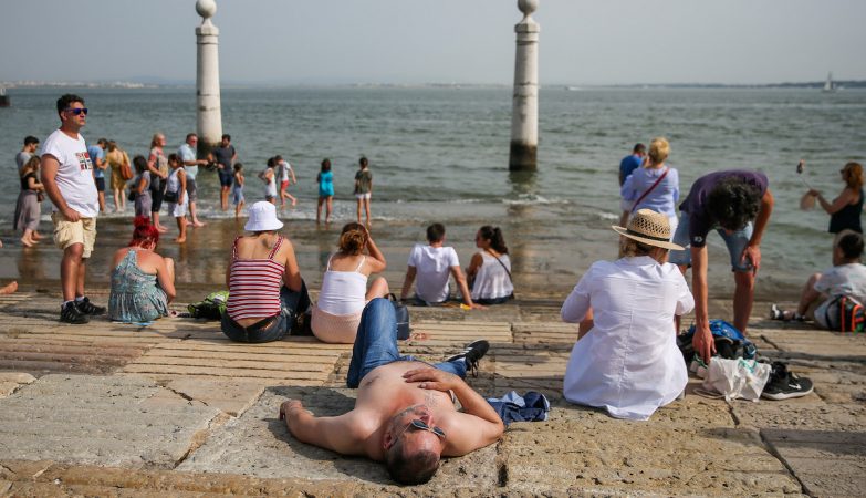 Summer heat at the weekend-but with rain on Sunday