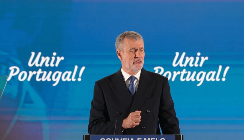 Gouveia and Melo presents himself as the “different president” that the Portuguese “need”
