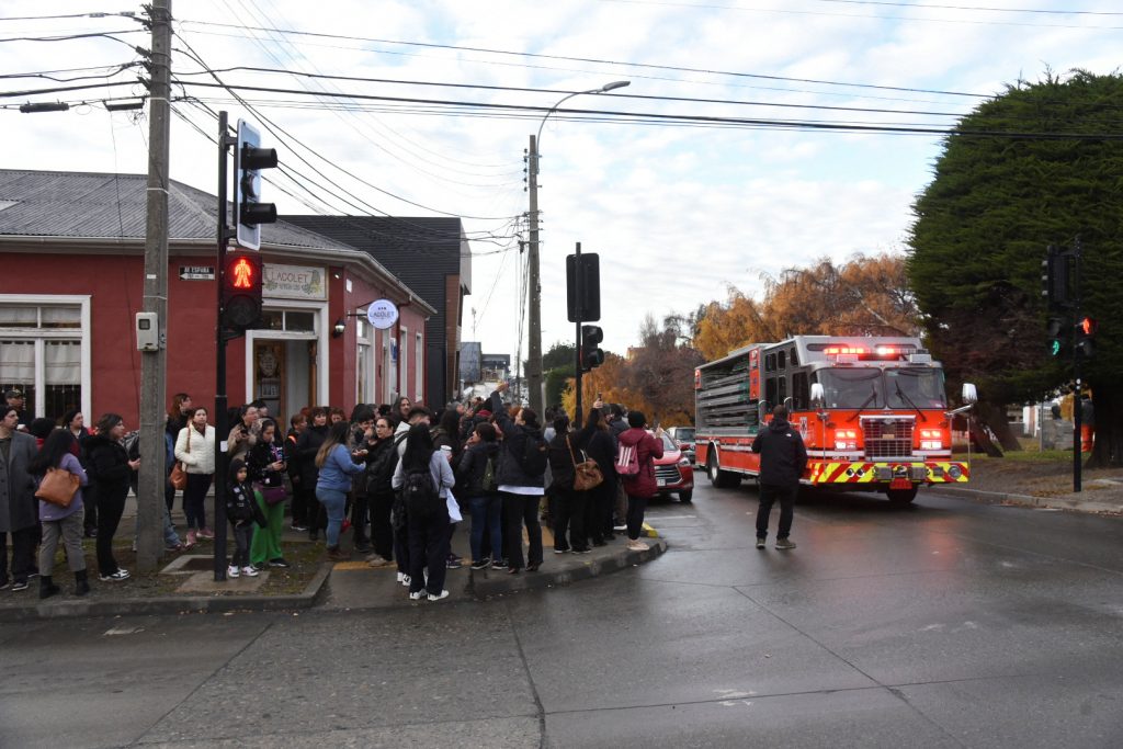 Chile: Tsunami warning - Districts are evacuated in Argentina