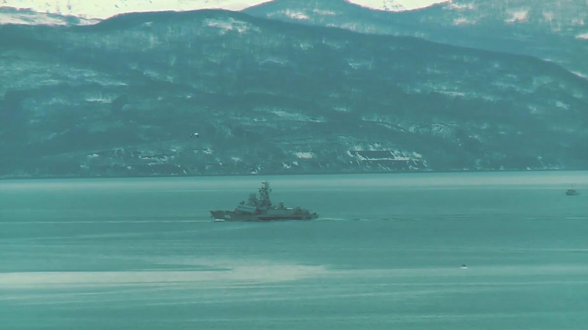 Russia stops a US Allied ship in the "Lake of NATO"