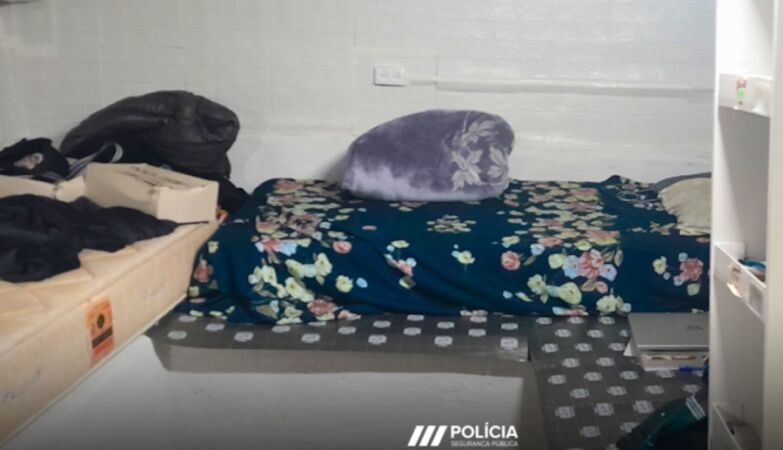 Coffee owner excavated illegal cave in the building to create “bedroom zone”