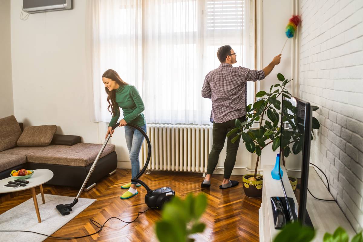 Home light cleaning