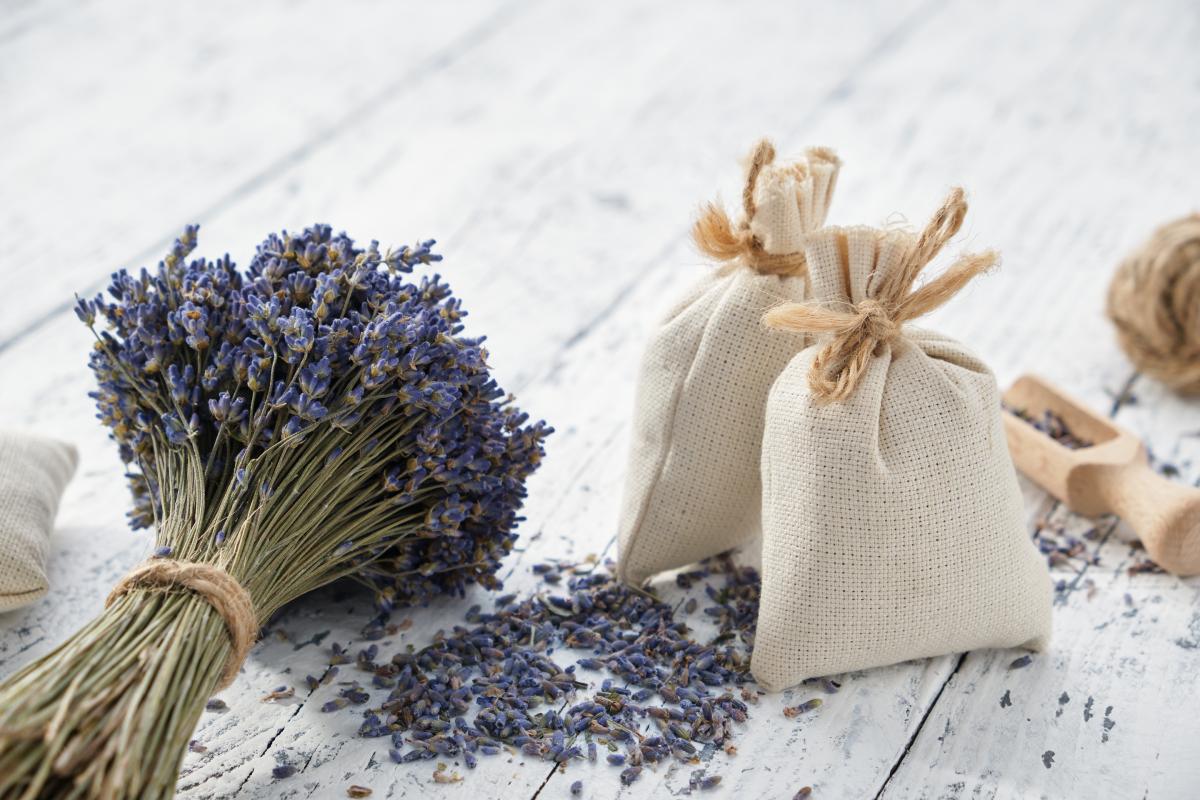 Remedies of the grandmother to deodorise the laundry