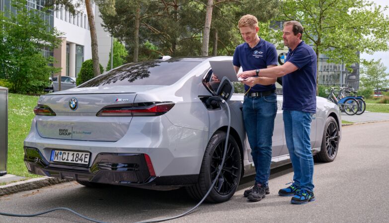 BMW tests revolution in batteries