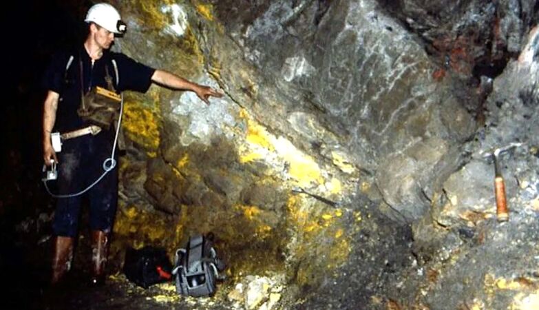 Nature built a nuclear reactor 2 billion years ago