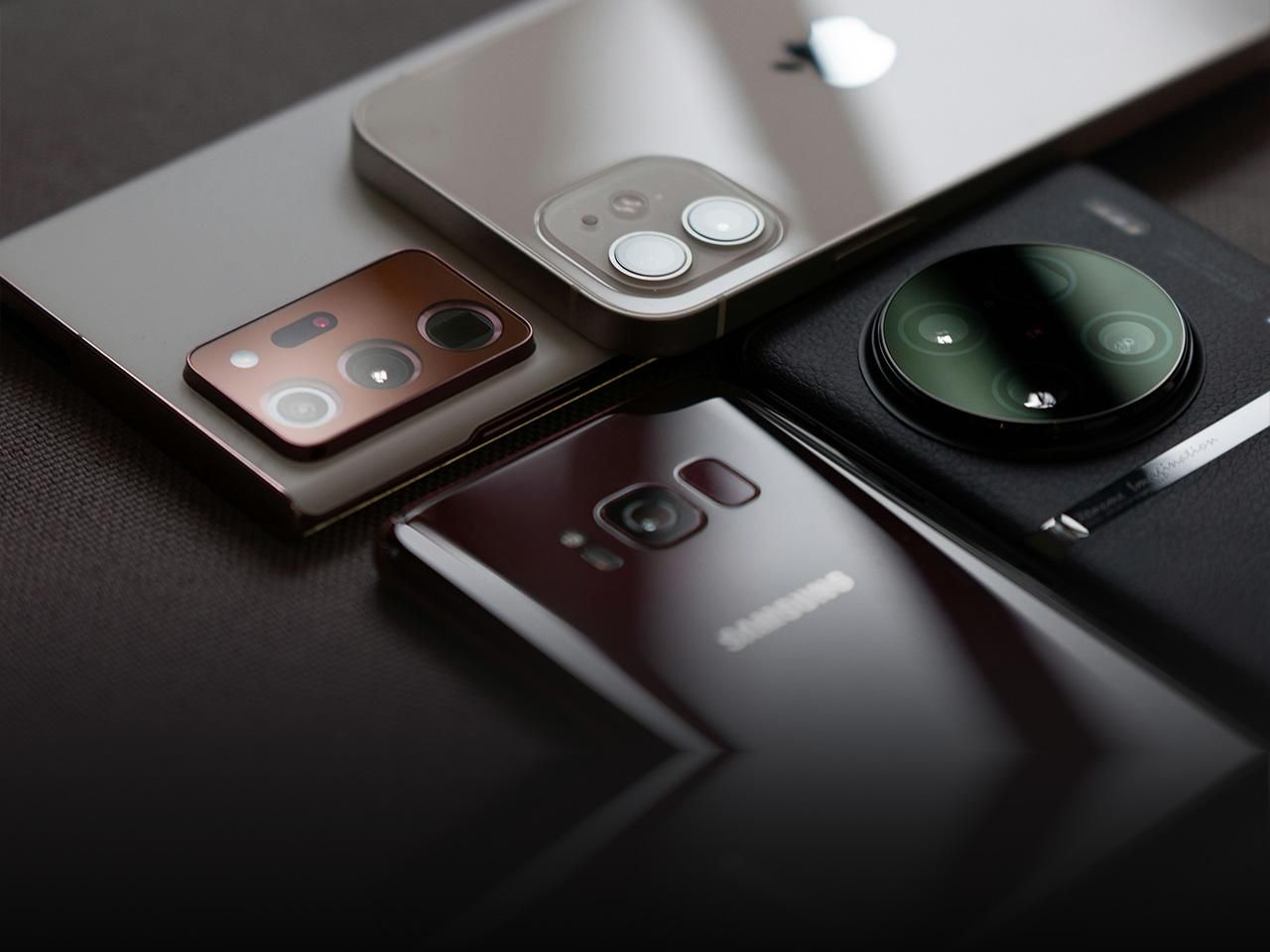 Development of smartphones and their role in the modern world