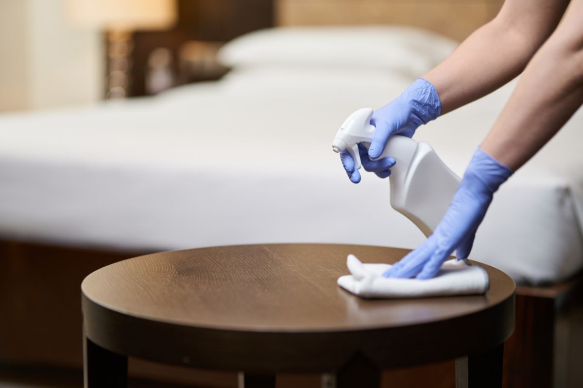 Thorough cleaning in the bedroom